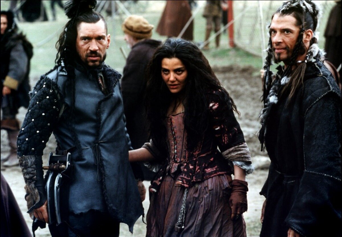 Фото: Братство волка / Кадр из фильма «Братство волка» (2001) #1633867