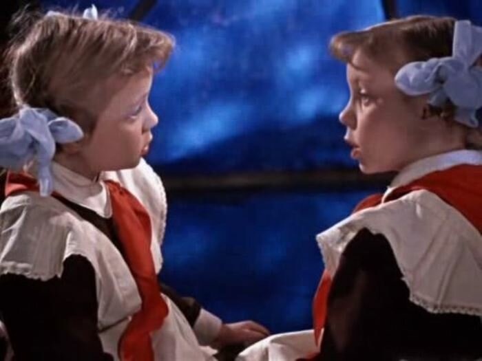 Фото: Королевство кривых зеркал / Кадр из фильма "Королевство кривых зеркал" (19