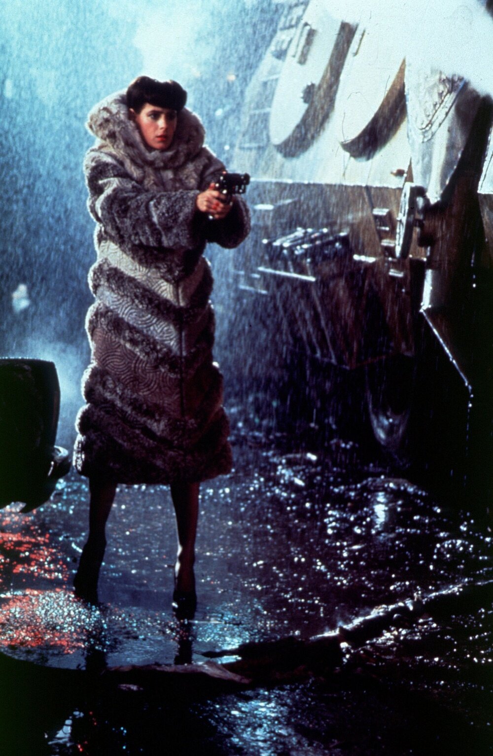 Фото: Бегущий по лезвию / Кадр из фильма «Бегущий по лезвию» (1982) #575928
