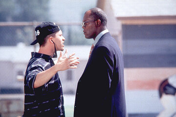 Кадр из фильма