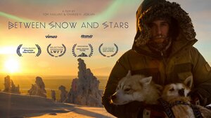 Постер: (Между снегом и звёздами, 2015 - вся информация о фильме на FilmNavi.ru