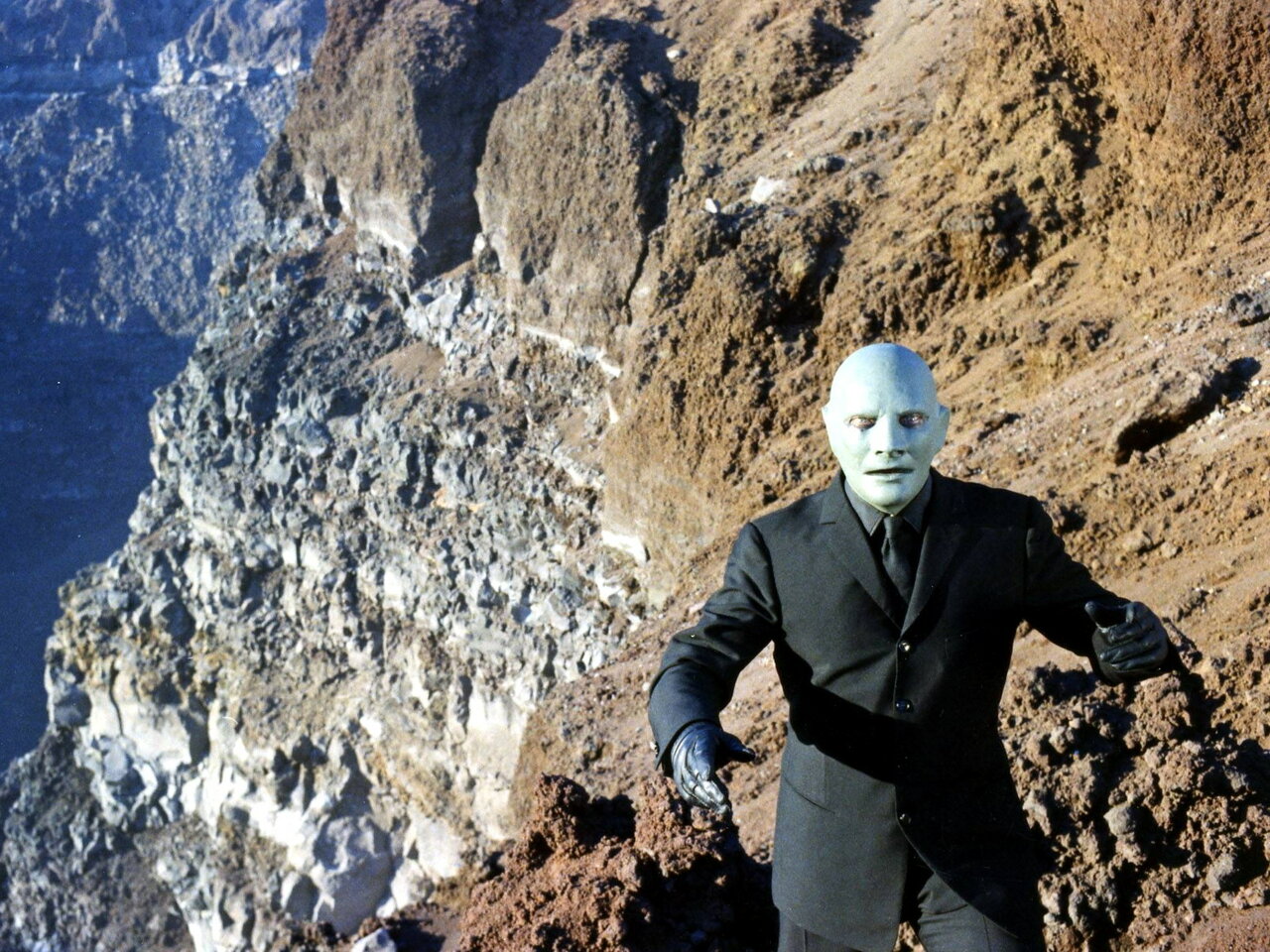 Обои: Фантомас разбушевался / Обои фильма «Фантомас разбушевался» (1965 ...