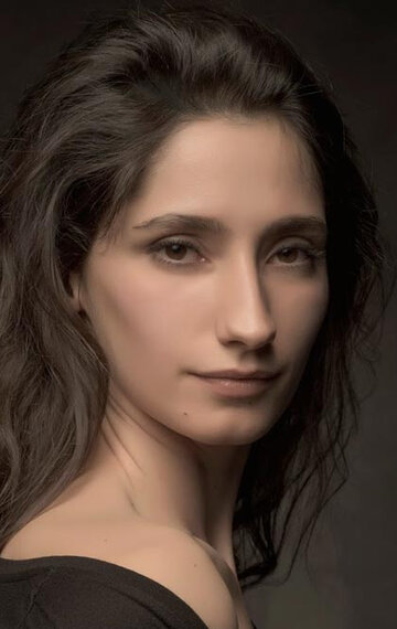 өрт сөндірушінің эротикалық көріністері