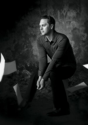 Постер: (Служба новостей, 2012 - вся информация о сериале на FilmNavi.ru