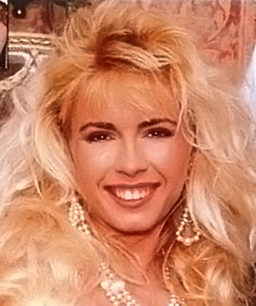 Моника Тэннер