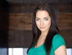 Порнографиялық орыс қыздарының үлкен әтештерге каммингінің бейнелері