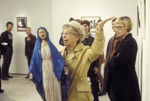 Фотограф кадр 8 онлайн-кинотеатр Эмбликс