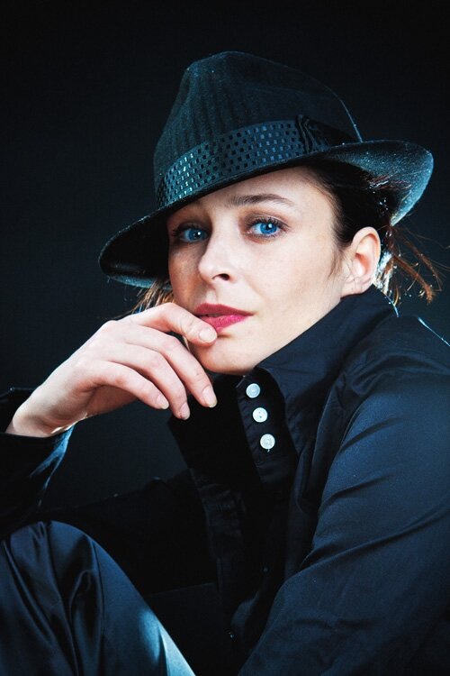 Kelinlar pornosini tomosha qiling