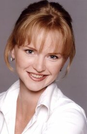 külot kiygan egilgan qizlar