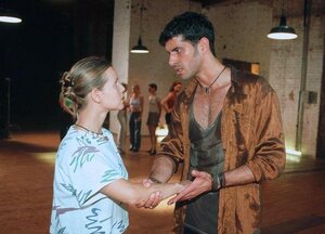 Королева сальсы кадр 2 онлайн-кинотеатр Эмбликс