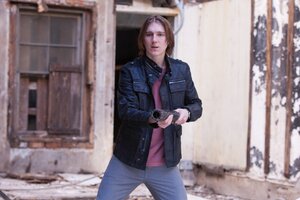 Петля времени кадр 2 онлайн-кинотеатр Эмбликс