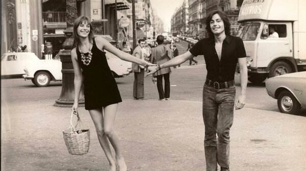 Қыз алғаш рет видеодан сиқты көрді.