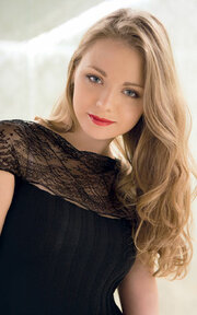 Арық жігіттің арық қызды сиқыған суреті