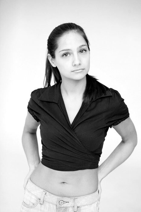 Смотреть Русское порно онлайн: Әйелі, қожайын, күйеуі трусики жуады