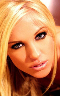 Ирина Аллегрова толығымен жалаңаш