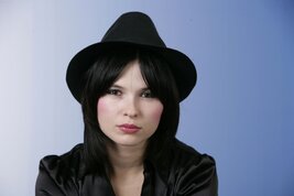 Үстелдегі порно