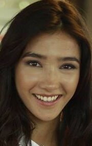 Балапанның кеуделері дірілдеп тұр