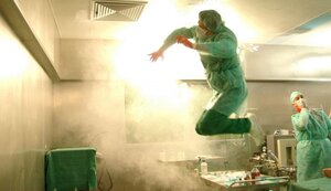 Оно живёт кадр 13 онлайн-кинотеатр Эмбликс