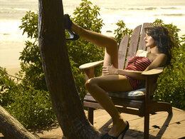 Кондуктор жасырын камерада жұлқынады.