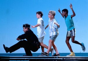 Русские кадр 5 онлайн-кинотеатр Эмбликс