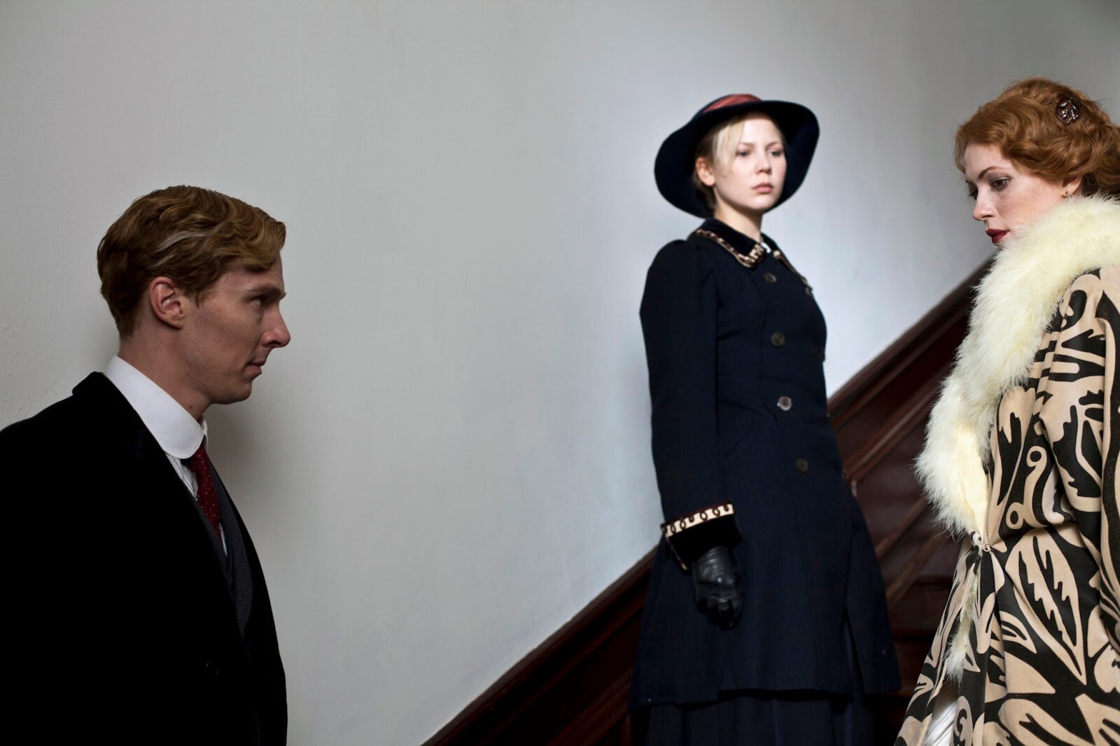 Фото: Конец парада / Кадр из сериала «Конец парада» (2012) #2270462