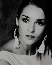 Сізді сиқытатын медбике алыңыз