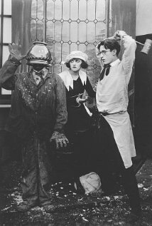  (1918)