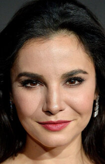 Настя Каменских фотошопта жалаңаш