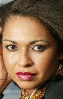 Грузин әйелі желіде жыныстық қатынасқа түсуді қалайды.