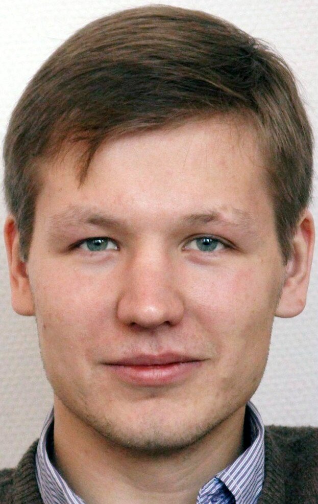 Артём Николаев