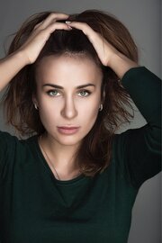 Yekaterina Madalinskayaning yalangoch fotosurati