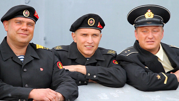 Фото: Морпехи / Кадр из сериала "Морпехи" (2011) #1821139