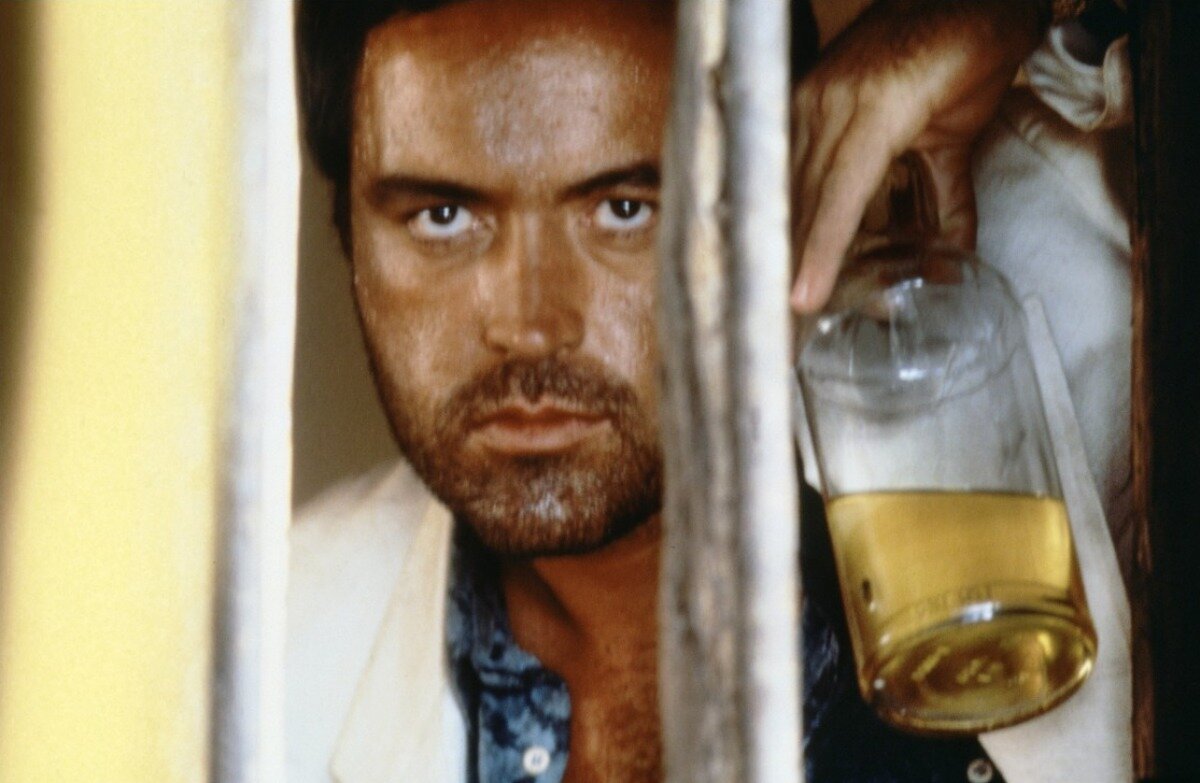 Фото: Все меры предосторожности / Кадр из фильма «Все меры ...