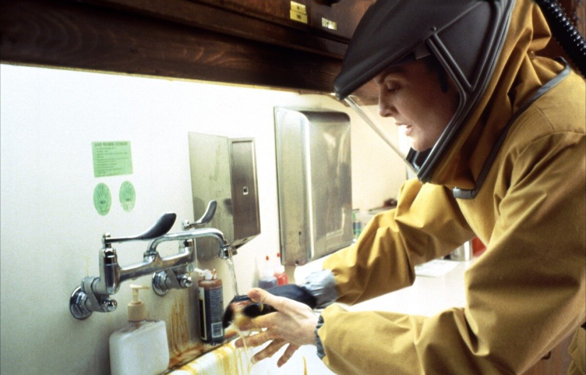 Фото: Эпидемия / Кадр из фильма «Эпидемия» (1995) #2455671