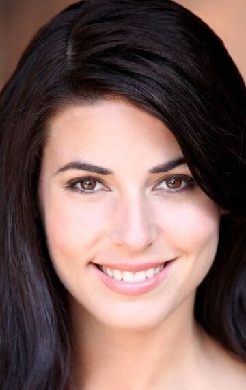 Әлемдегі ең сексуалды қисық қыздар