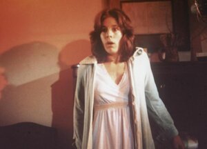 Оно живо снова кадр 13 онлайн-кинотеатр Эмбликс