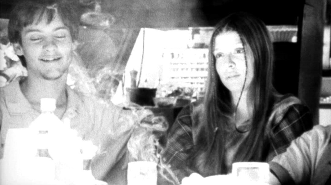 Фото: Кафе «Донс Плам» / Скриншот фильма «Кафе «Донс Плам»» (2000) #2970457