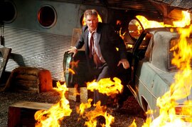 Огненная стена фильм, 2006, дата выхода трейлеры актеры отзывы описание на  Кинопоиске