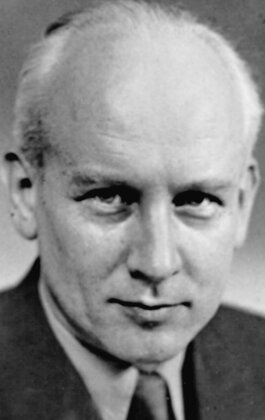 Павел Клушанцев: фильмы, биография, семья, фильмография — Кинопоиск