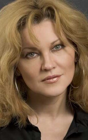 Актриса Ирена Кокряцкаяның порно суреттері