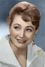 Umumiy hammomdagi erkaklar va ayollar fotosurati