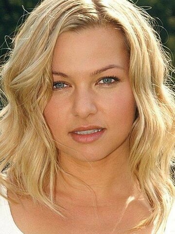 Woodman rus qiziga juda qattiqqol edi