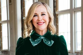 Yigitlar mushukdan spermani yalab tashlashadi