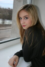 Жұмыстағы жалаңаш медбикелердің жеке суреттері