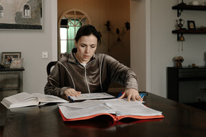 Виталя кадр 25 на Эмбликс в Hd