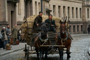 Герой кадр 29 онлайн-кинотеатр Эмбликс