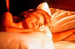 Телохранитель по найму кадр 10 онлайн-кинотеатр Эмбликс