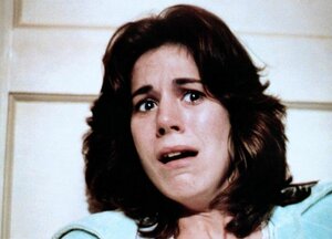 Оно живо снова кадр 9 онлайн-кинотеатр Эмбликс