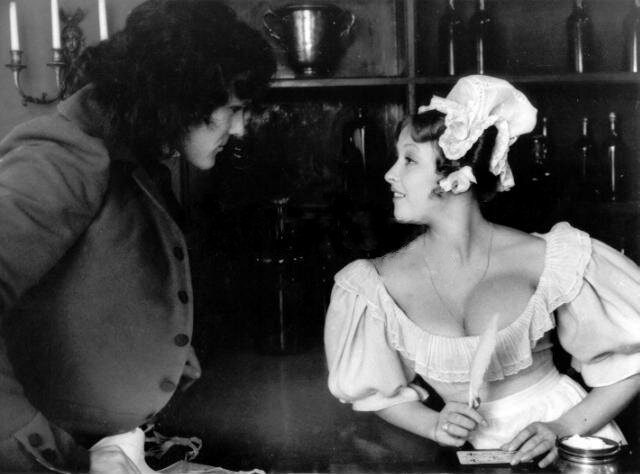 Фото Красное и черное / Кадр из сериала «Красное и черное