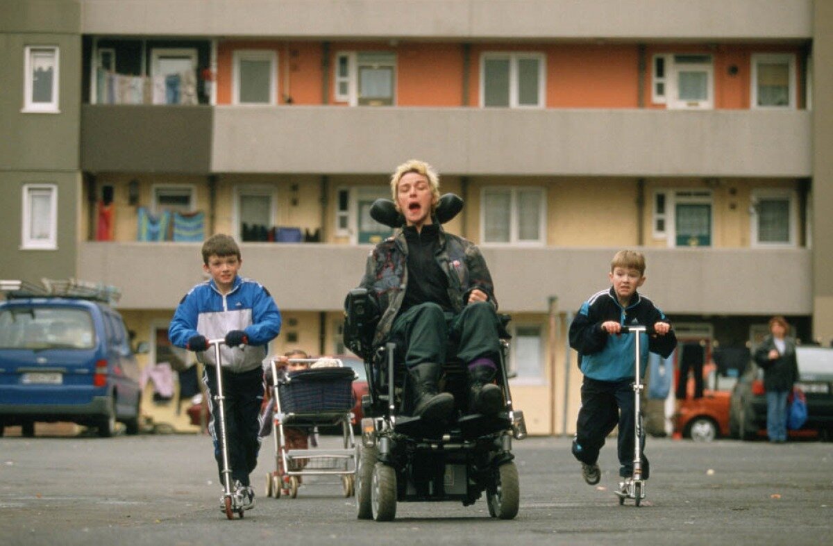 Фото: …А в душе я танцую / Кадр из фильма «…А в душе я танцую» (2004 ...